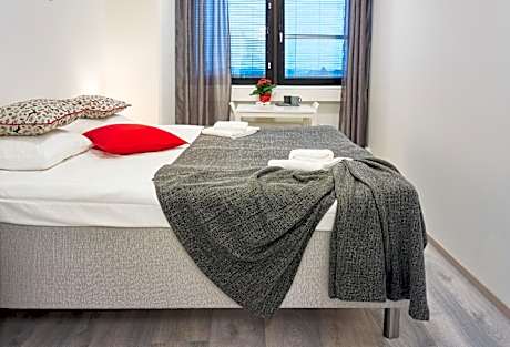 Double or Twin Room with view - Shared Bathroom