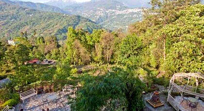 Hotel Bamboo Retreat