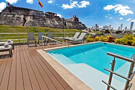 San Lazaro Art Hotel