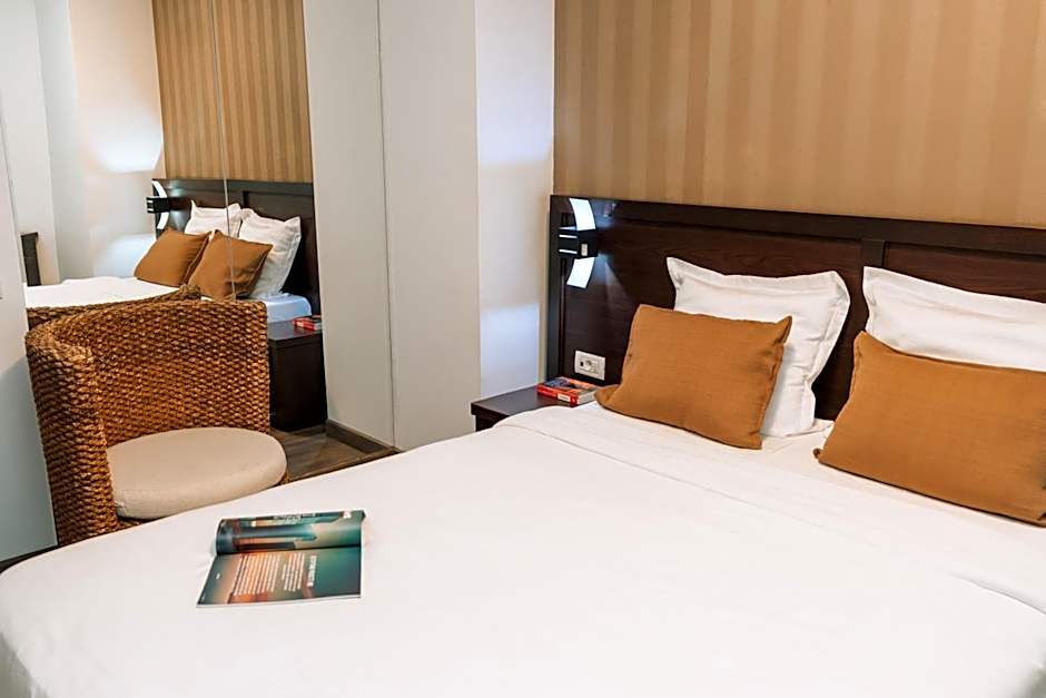 Hotel Duke Armeneasca - Ex Tempo