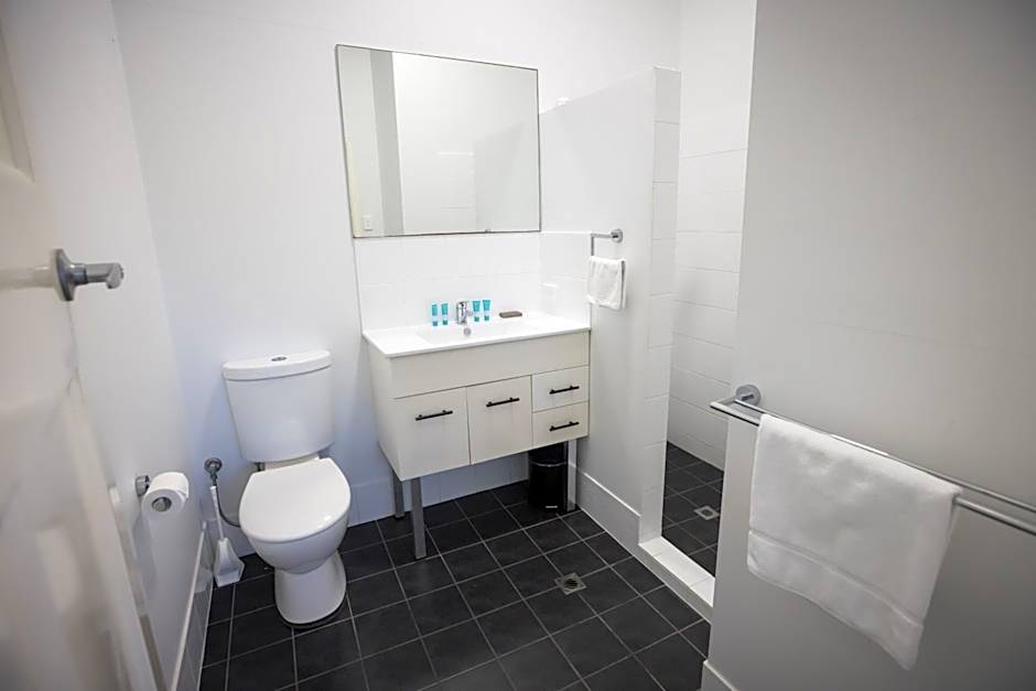 Albany Central Apartments