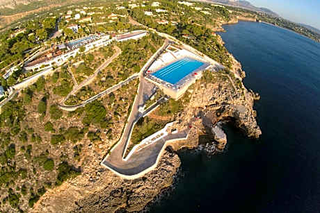 Perla Del Golfo Resort