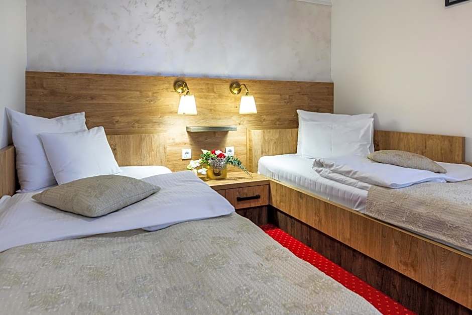 Garni Hotel Royal Crown