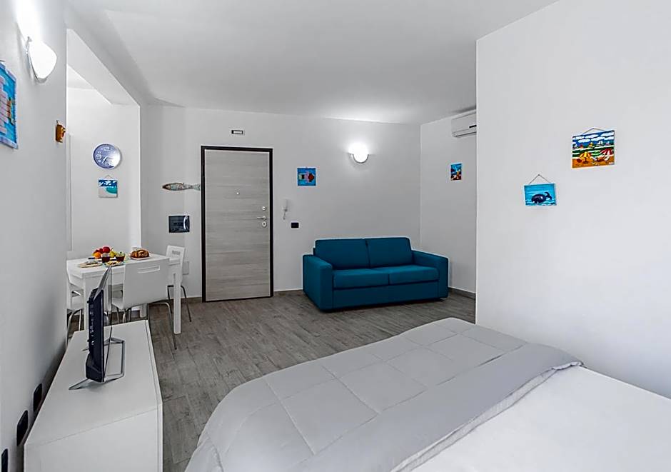 Pgs Immobiliare srls Le Logge 2 Monolocale ben accessoriato a pochi metri da piazza Umberto I La Maddalena