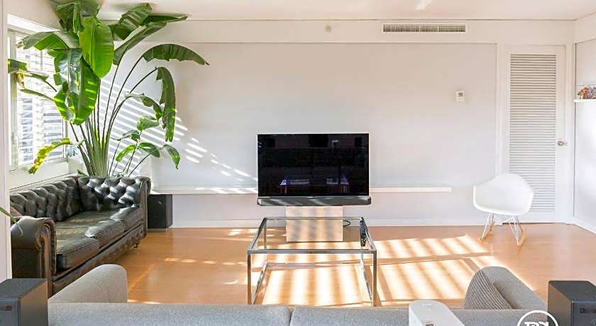 Apartmentos Eurobuilding 2