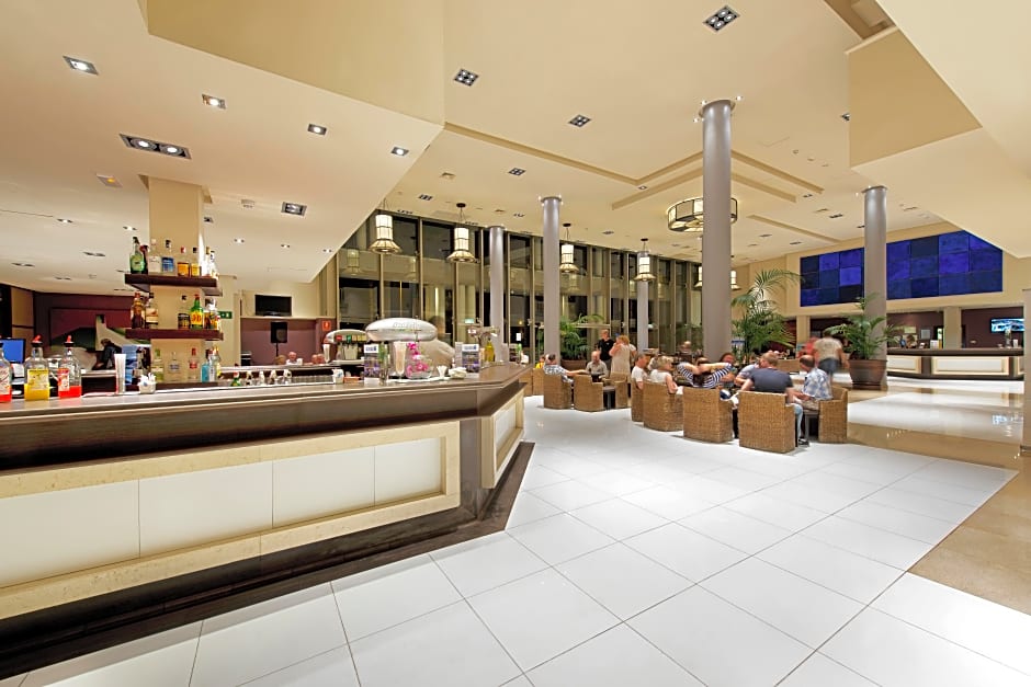 Marylanza Suites & Spa