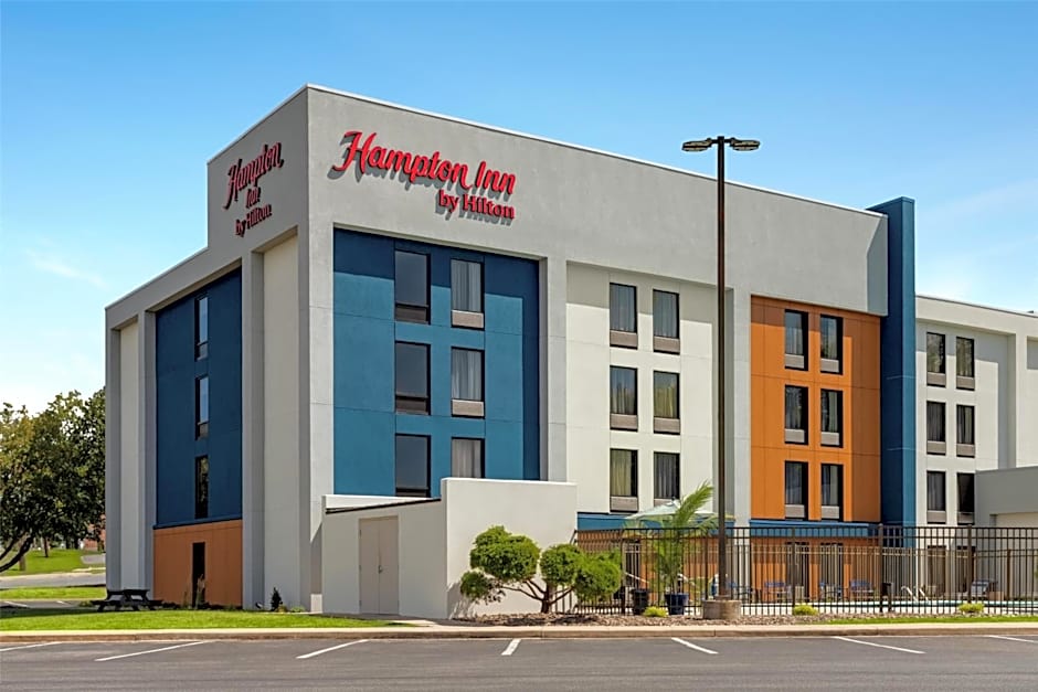 Hampton Inn By Hilton Hagerstown