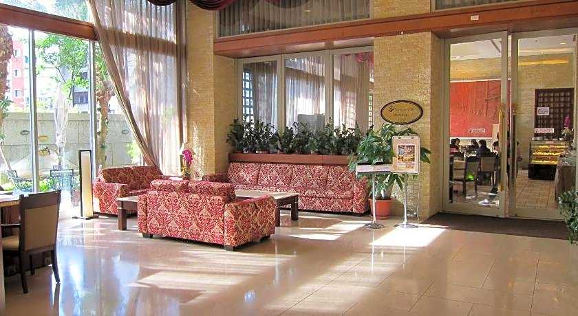 Hotel Regalees