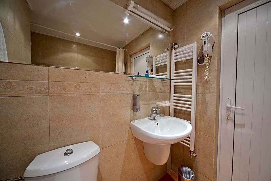 Slavyanska Beseda Hotel