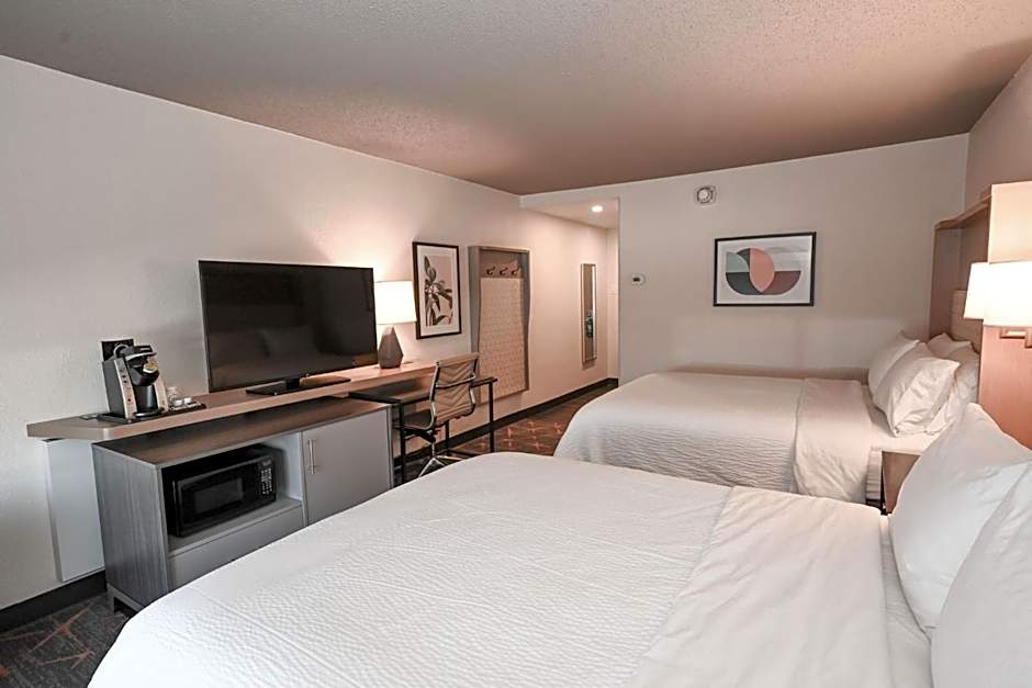 Holiday Inn Cleveland-Mayfield Hotel By IHG