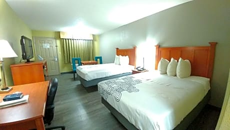 2 Double Beds, Non-Smoking, Pet Friendly Room, Wi-Fi