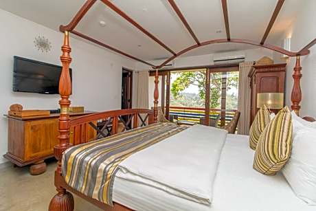 Deluxe Double Room with Balcony