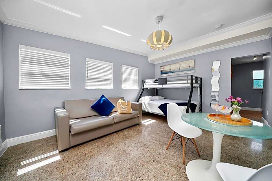 Hollywood Beach Suites and Hotel