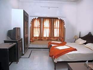 Hotel Moti Mahal Muroli