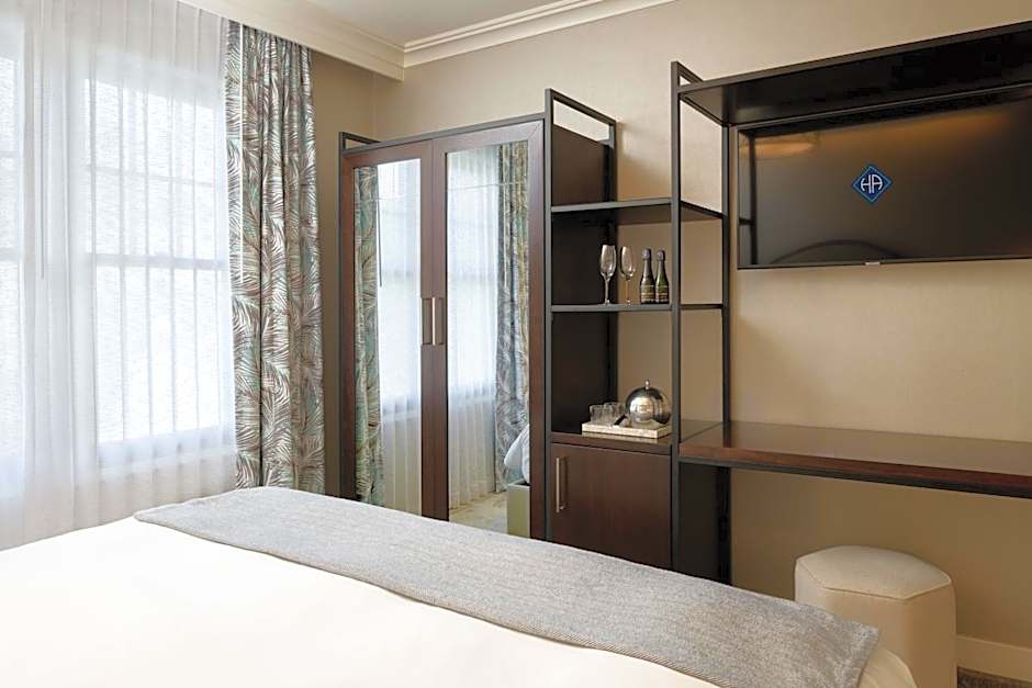 Hotel Atwater