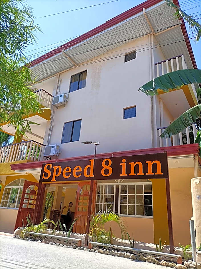 Speed 8 Inn Moalboal
