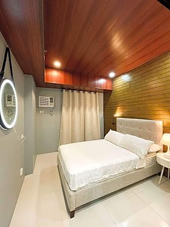 Superior One-Bedroom Apartment