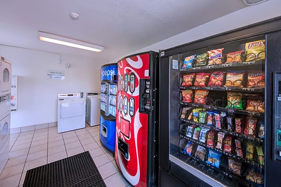 Motel 6-Lakeland, FL