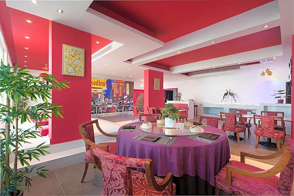 Al Hail Waves Hotel Managed By Centara