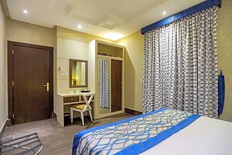 Superior One Bedroom