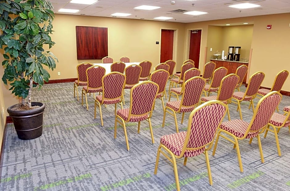 Hampton Inn By Hilton & Suites Madisonville
