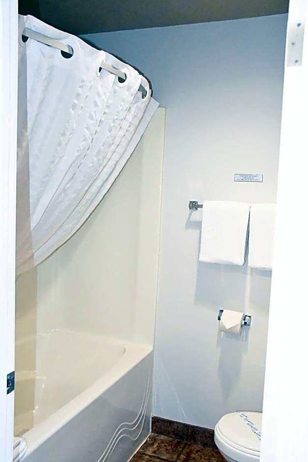 Super 8 Fort McMurray