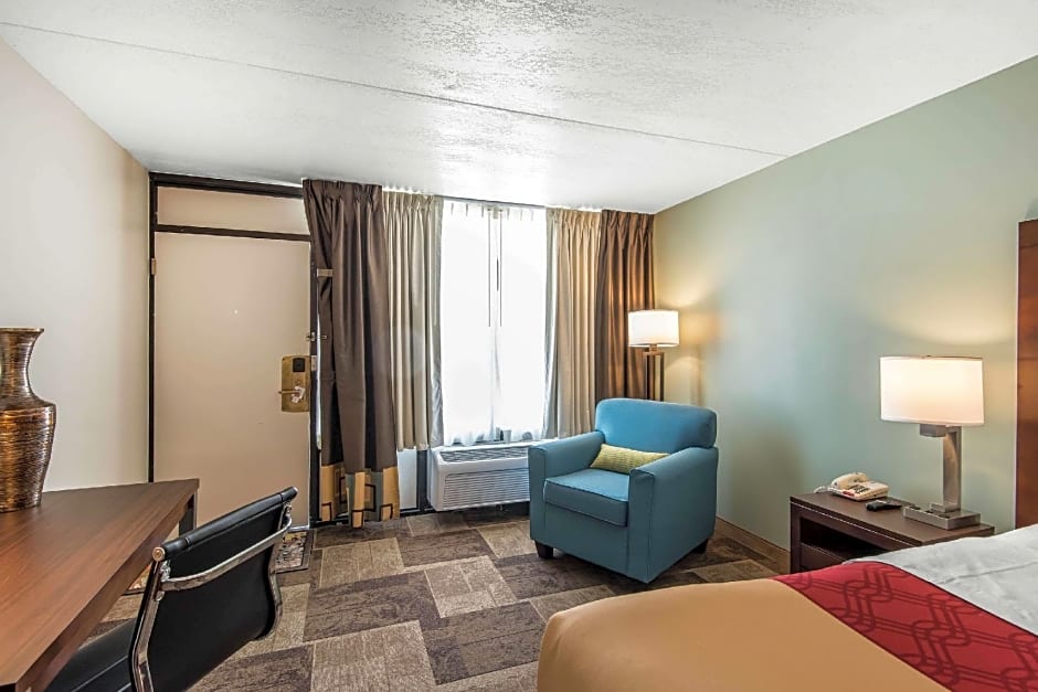 Econo Lodge Oak Grove