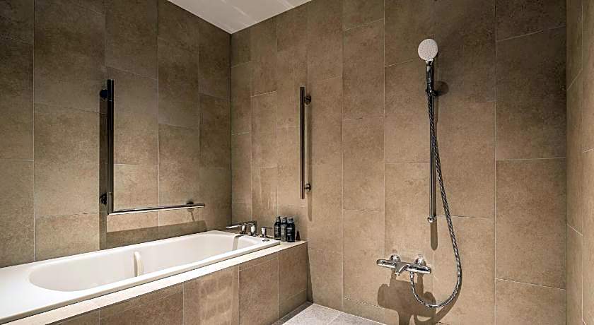 Nest Hotel Naha Kumoji