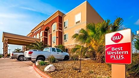 Best Western Plus Kenedy Inn