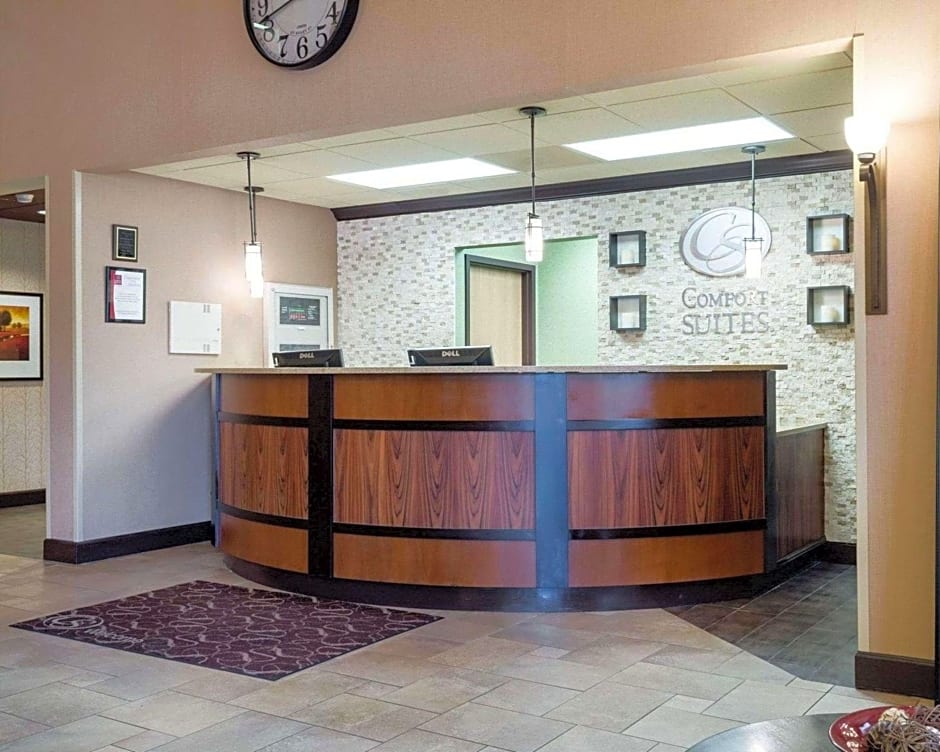 Comfort Suites Starkville
