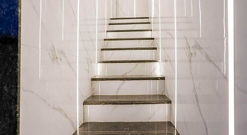 Hotel O King Residency Near Bharat Talkies