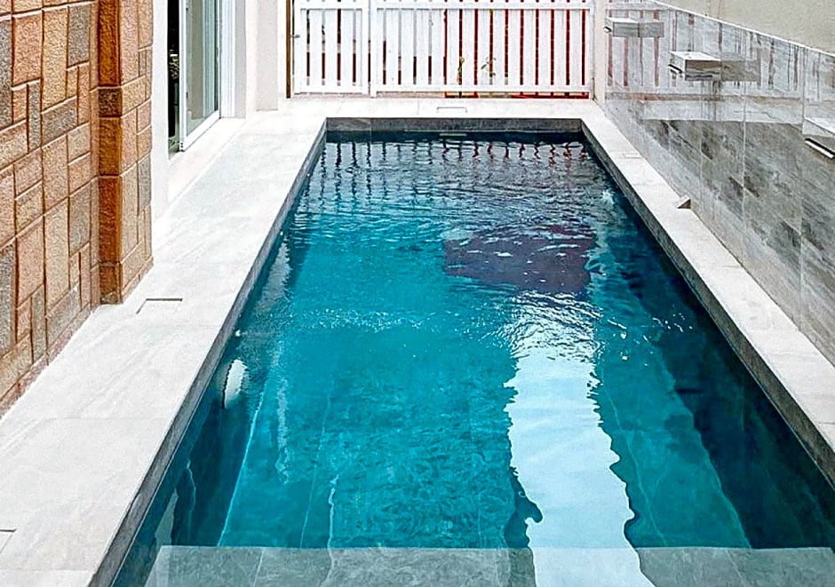 RedDoorz Hostel @ St. Paul Village LapuLapu