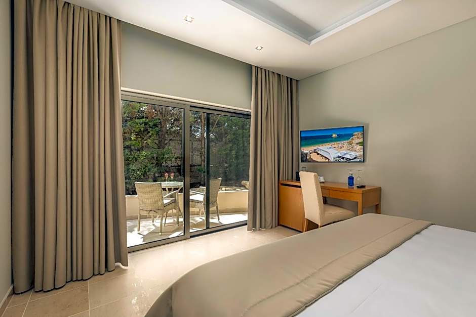 Caneiros Luxury House & Suites