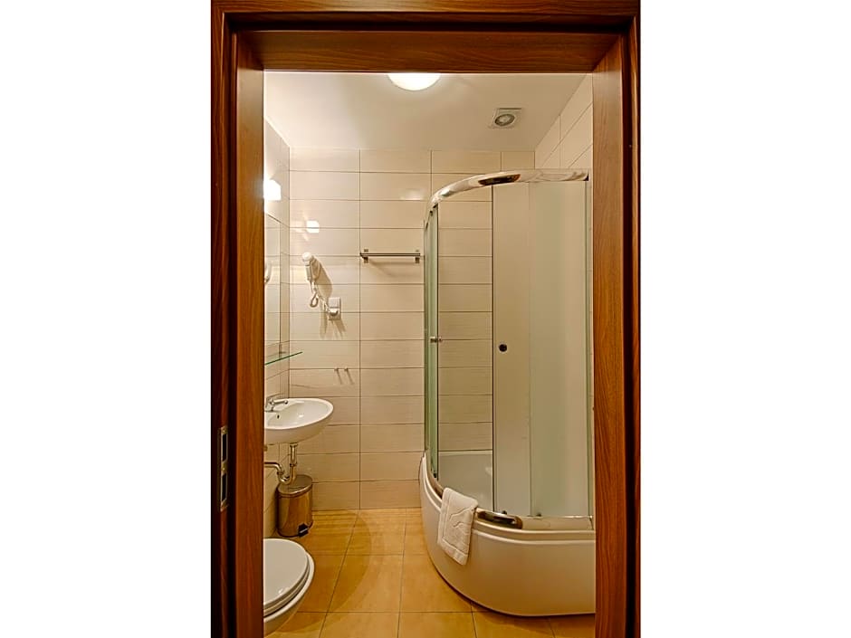 Hotel Yarden by Artery Hotels