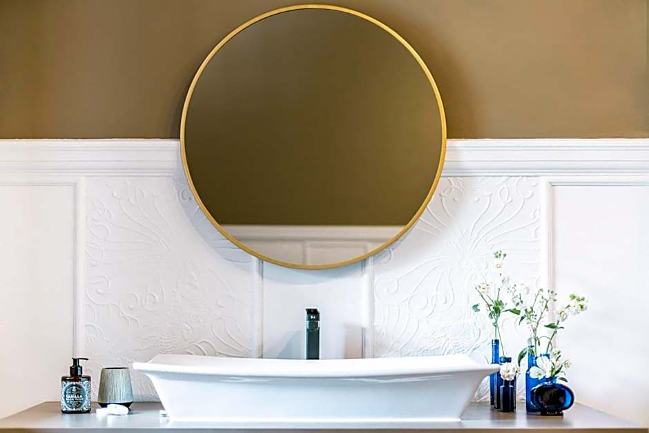 Welgeluk Feather Palace