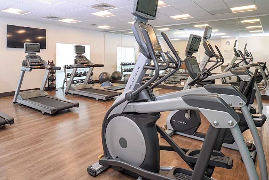 Holiday Inn Express & Suites St. Petersburg - Seminole Area By IHG