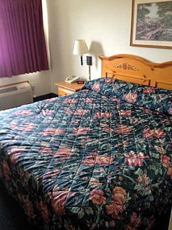 King Room - Non-Smoking