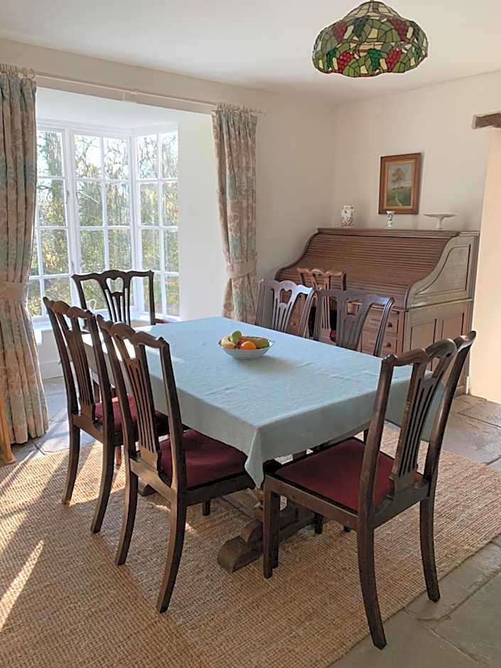 Pontyclerc Farm House Bed and Breakfast