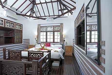 Family Bungalow (4 Adults)