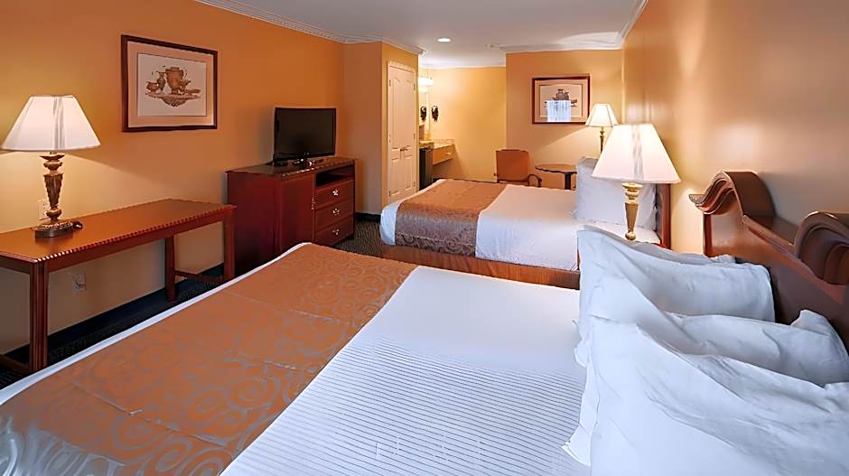 Best Western Forest Inn