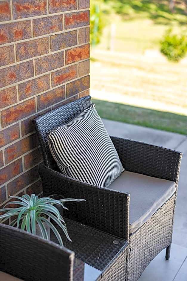 Mala Retreat Chardonnay Studio Immaculate and Comfortable