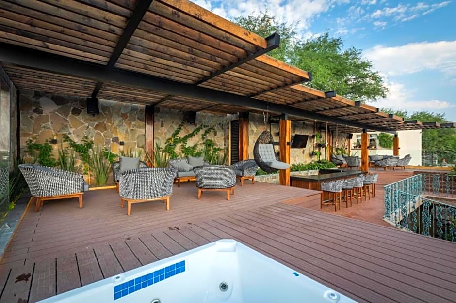 Mansion San Miguel