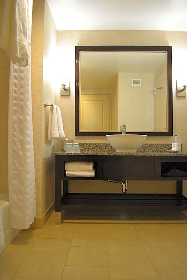 Embassy Suites By Hilton Palmdale