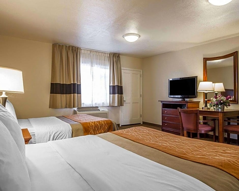 Blu Pacific Hotel
