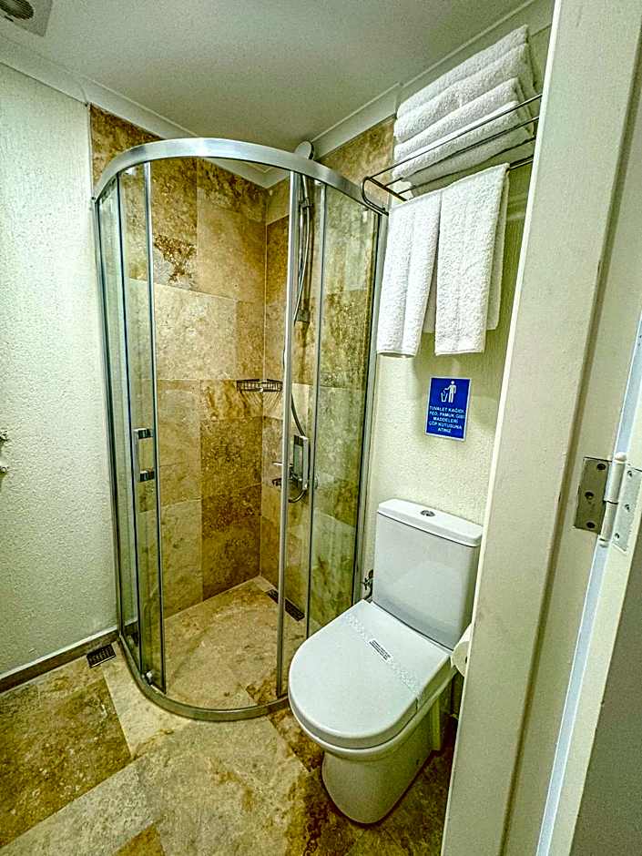 Mavi Cam Hotel Ayvalik