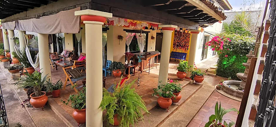 Hotel Ocho Barrios