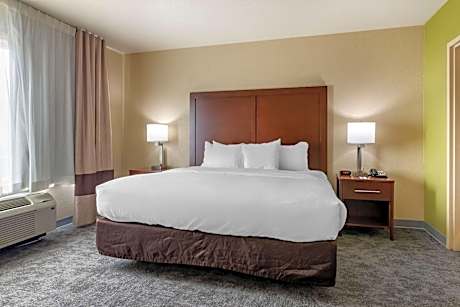 King Room - Non-Smoking