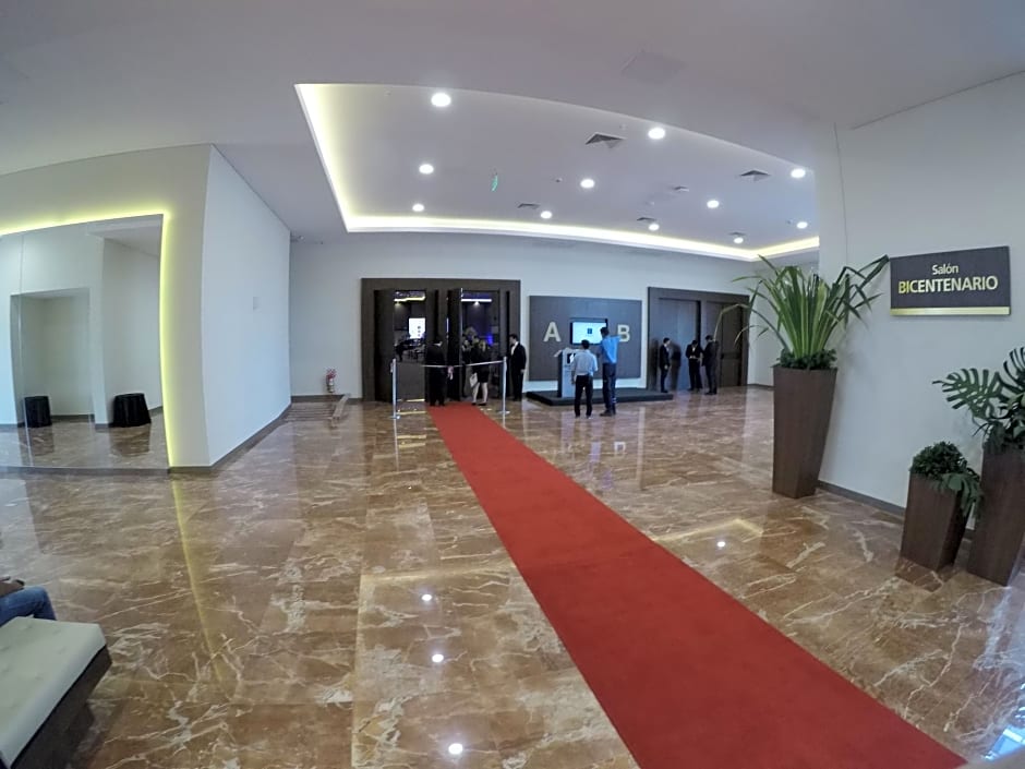 Paseo La Galería Hotel & Suites