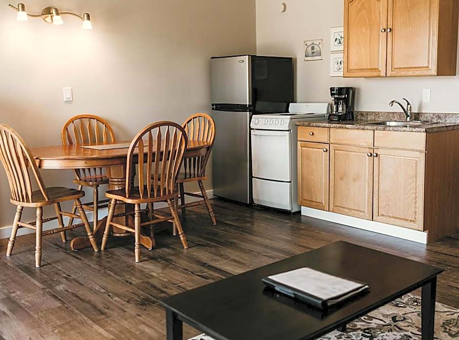 Page's Inn on Silva Bay