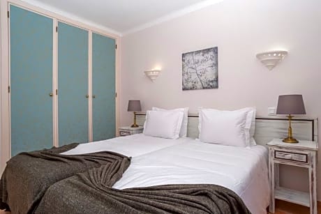 Four Deluxe Bedroom Villa with Private Pool